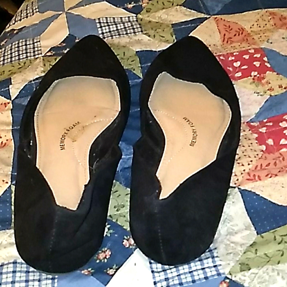 Black dlats with cream insoles